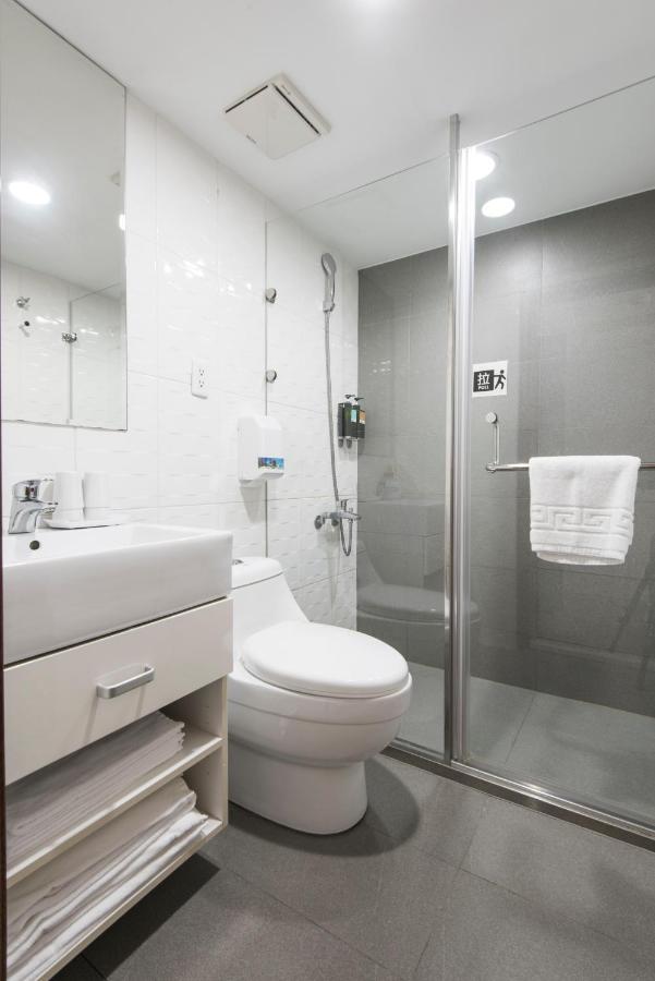 Sparrow Hotel Ταϊχούνγκ Εξωτερικό φωτογραφία